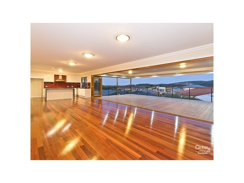 24 Ferndale Place, Upper Kedron QLD 4055