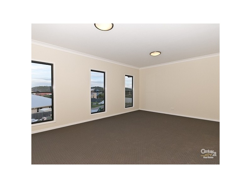 24 Ferndale Place, Upper Kedron QLD 4055