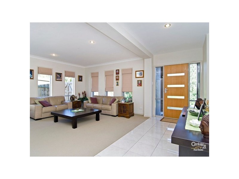 38 Highbury Place, Upper Kedron QLD 4055