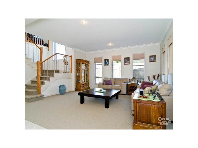 38 Highbury Place, Upper Kedron QLD 4055