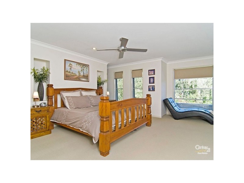 38 Highbury Place, Upper Kedron QLD 4055