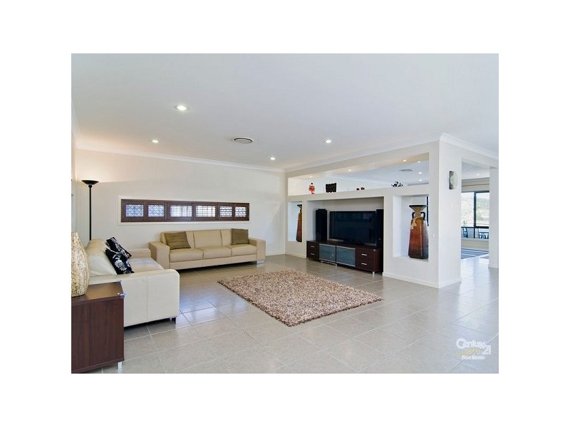 14 Pickering Place, Upper Kedron QLD 4055