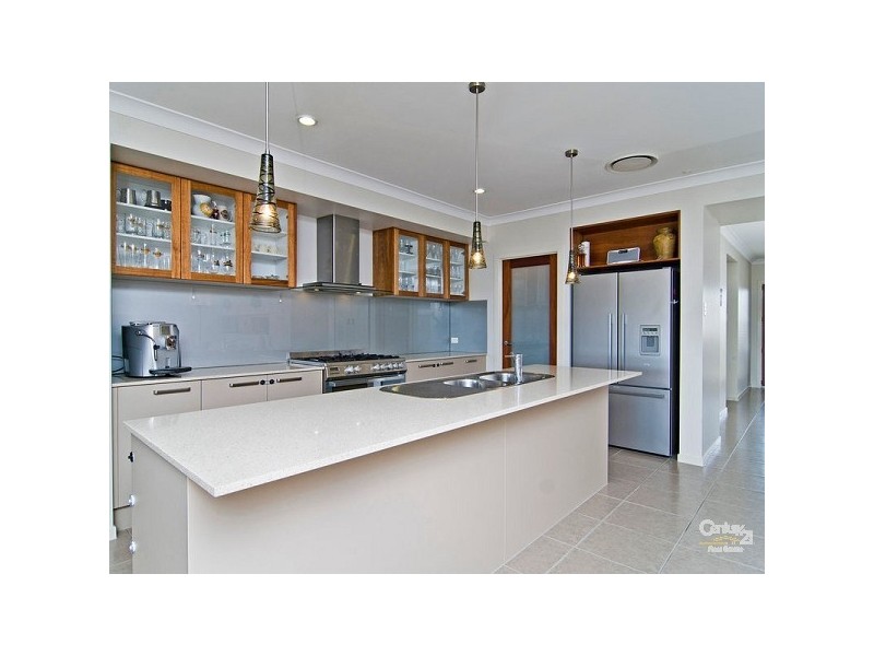 14 Pickering Place, Upper Kedron QLD 4055