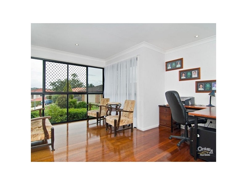 19 Edinburgh Close, Upper Kedron QLD 4055