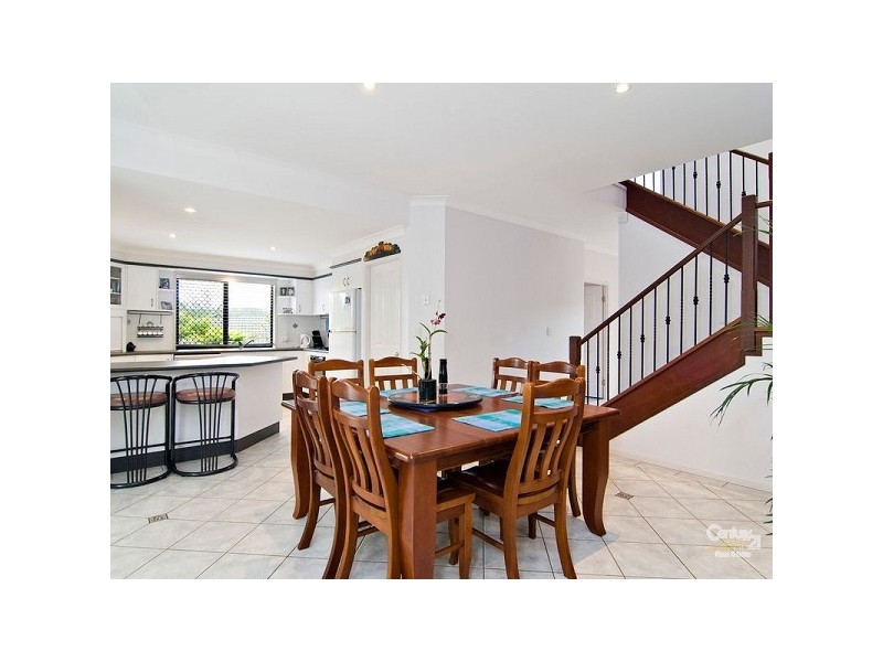 19 Edinburgh Close, Upper Kedron QLD 4055