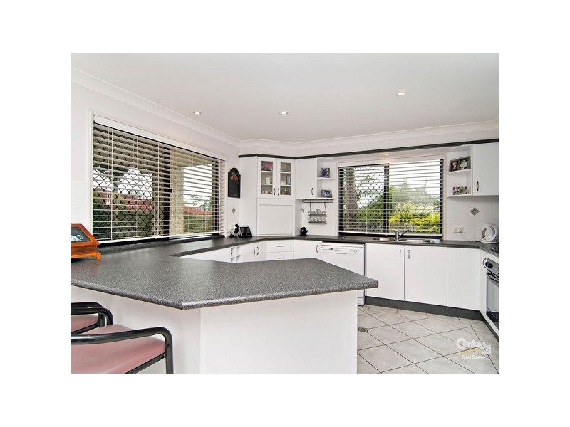 19 Edinburgh Close, Upper Kedron QLD 4055