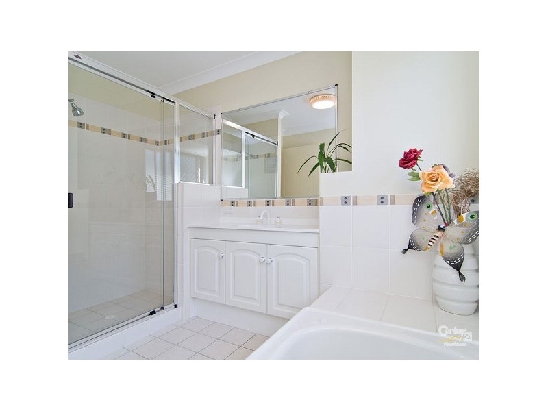 11 Glenkyree Close, Upper Kedron QLD 4055