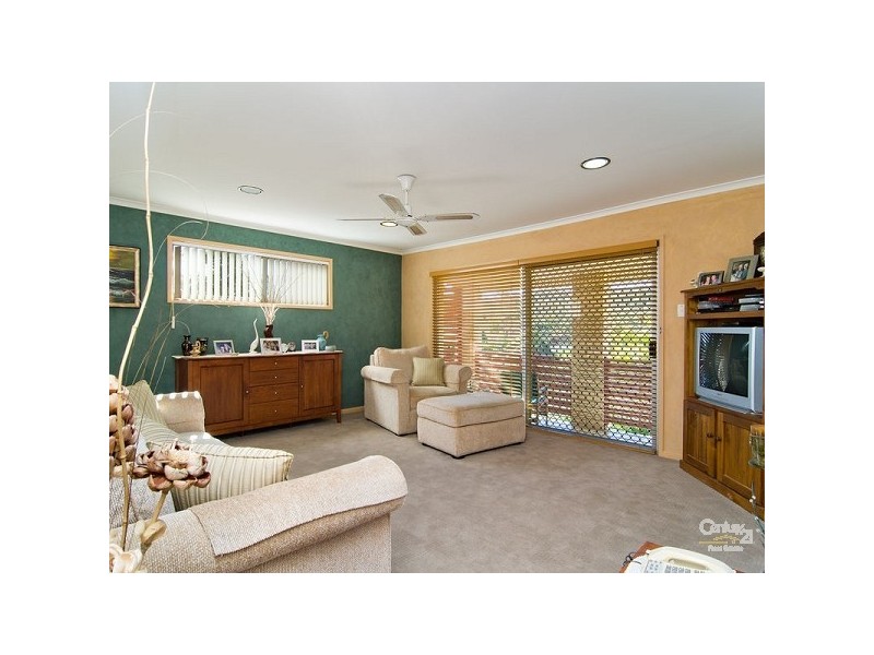 38 Leckmy Street, Ferny Grove QLD 4055