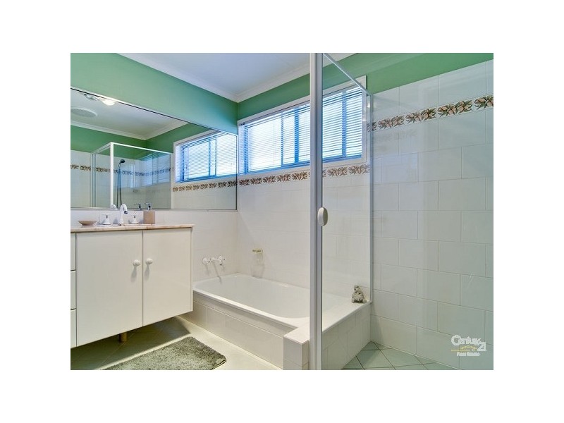 38 Leckmy Street, Ferny Grove QLD 4055