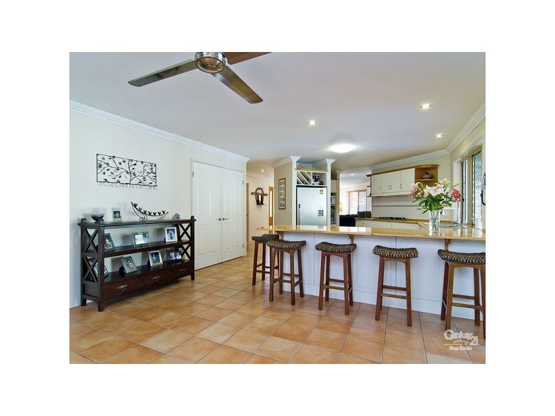 18 Fortrose Place, Ferny Grove QLD 4055