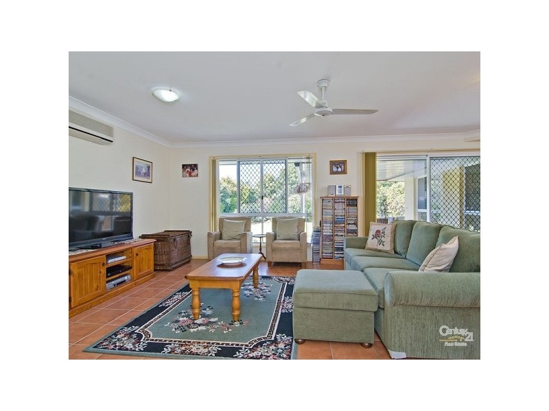 57 Wyellan Place, Upper Kedron QLD 4055
