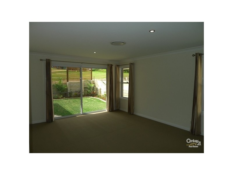 129 McGinn Road, Ferny Grove QLD 4055