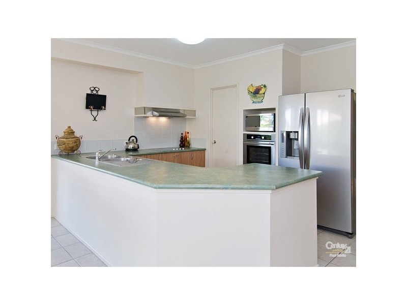 31 Greenock Place, Ferny Grove QLD 4055