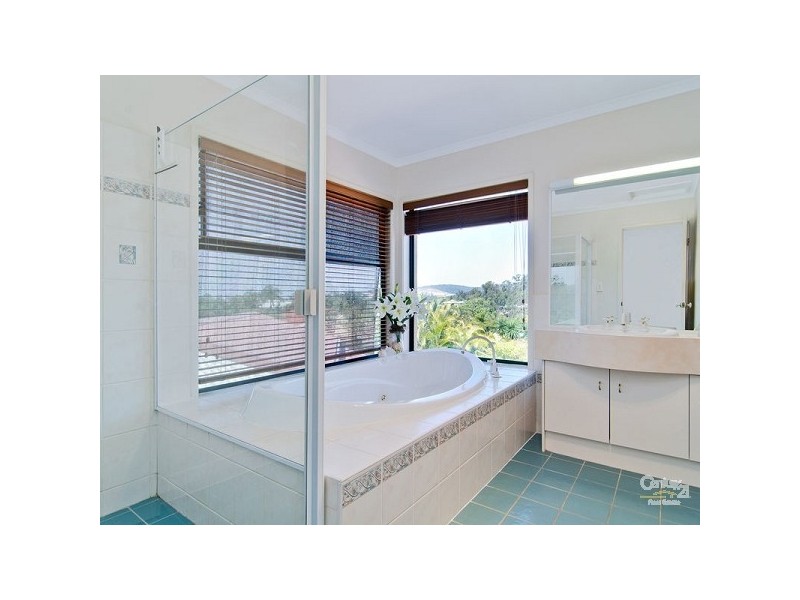 31 Greenock Place, Ferny Grove QLD 4055