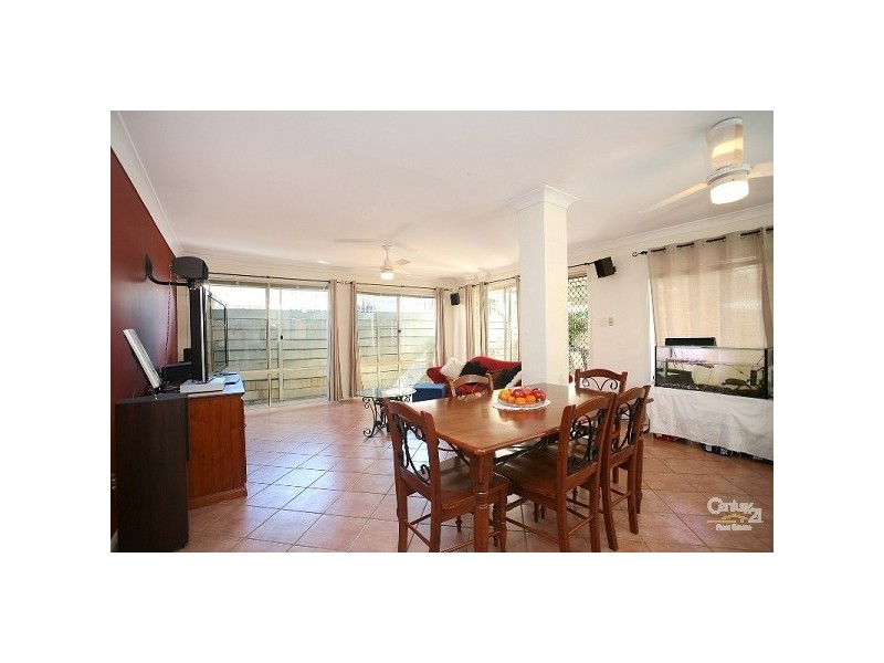 19 Oquinn Street, Upper Kedron QLD 4055