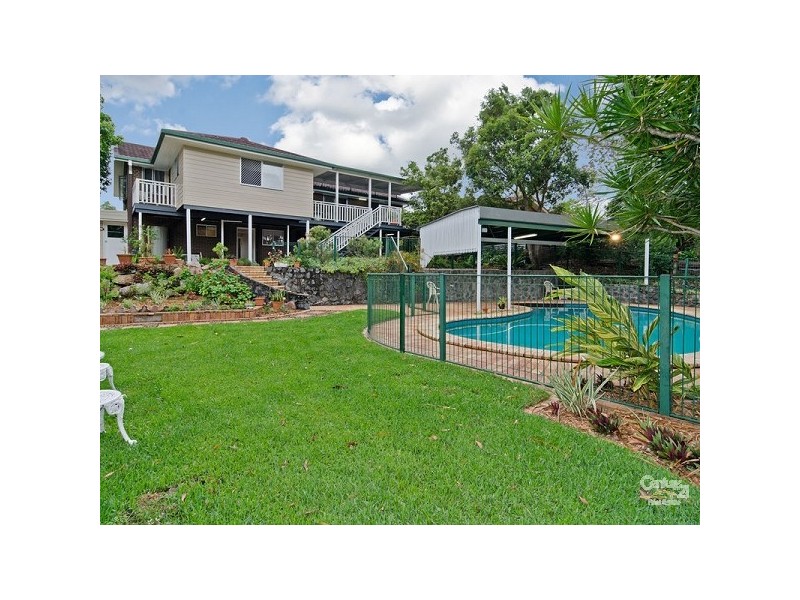 22 Persimmon Street, Ferny Grove QLD 4055