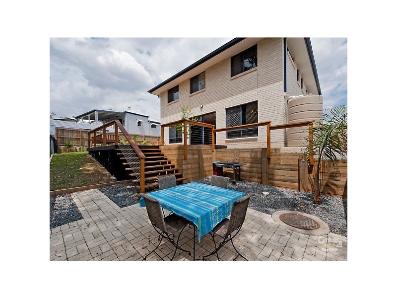 8 Highbury Place, Upper Kedron QLD 4055