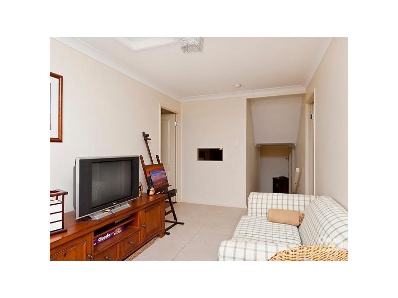 45 Rise Place, Upper Kedron QLD 4055