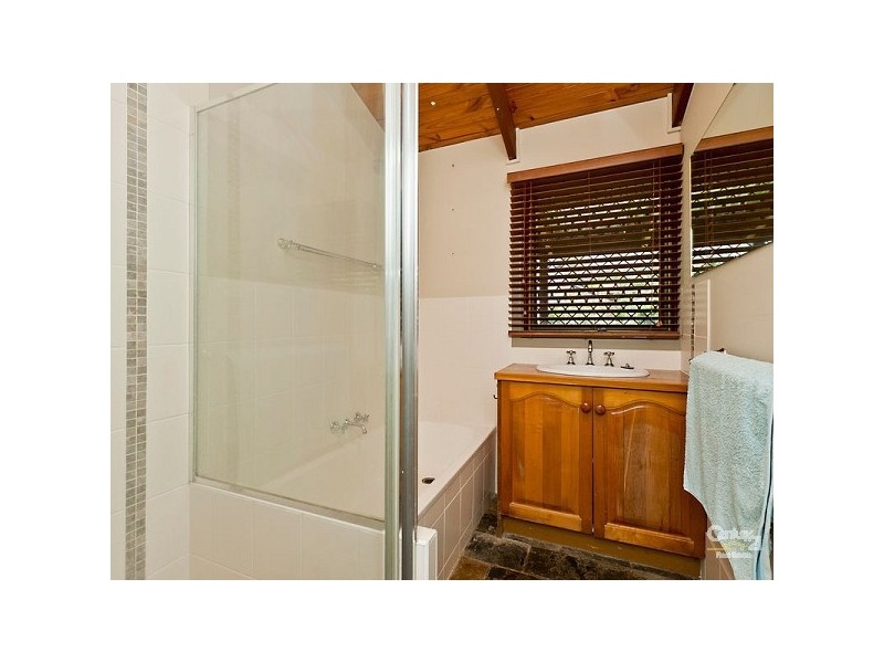 17 Kirinya Street, Ferny Hills QLD 4055