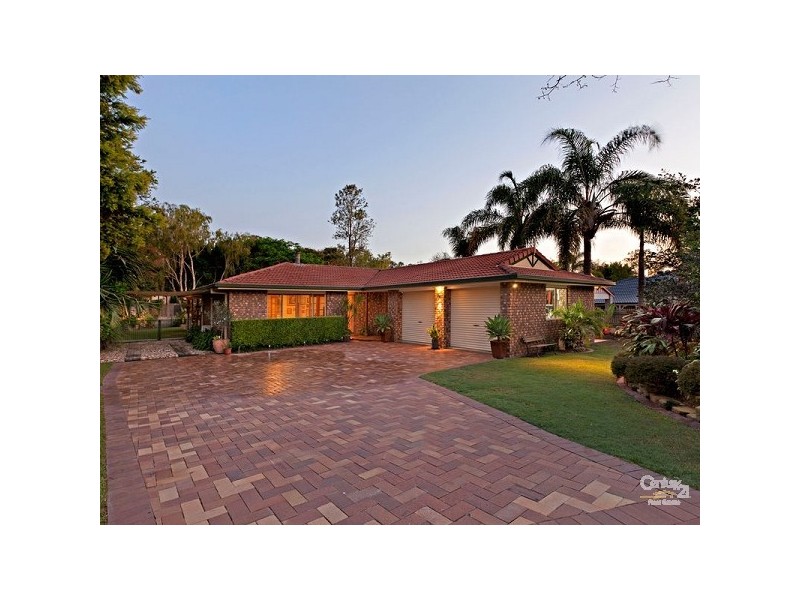 18 Kinross Place, Ferny Grove QLD 4055