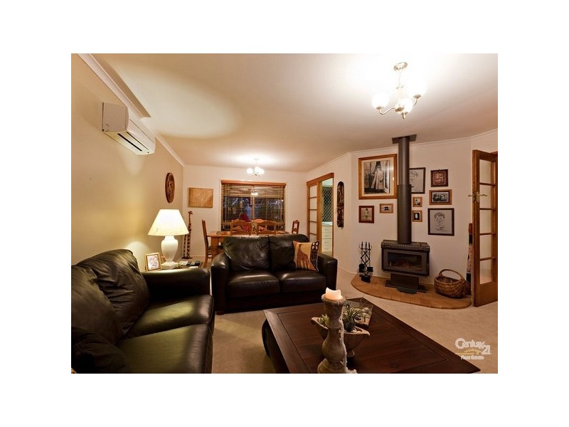 18 Kinross Place, Ferny Grove QLD 4055