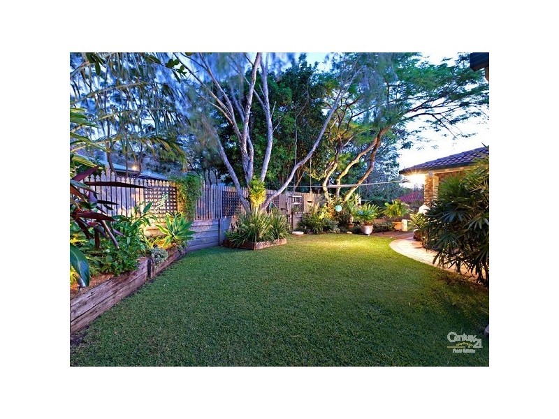 18 Kinross Place, Ferny Grove QLD 4055