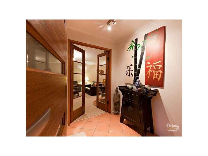 18 Kinross Place, Ferny Grove QLD 4055