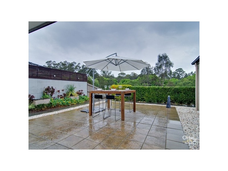 24 Quandong Crescent, Arana Hills QLD 4054