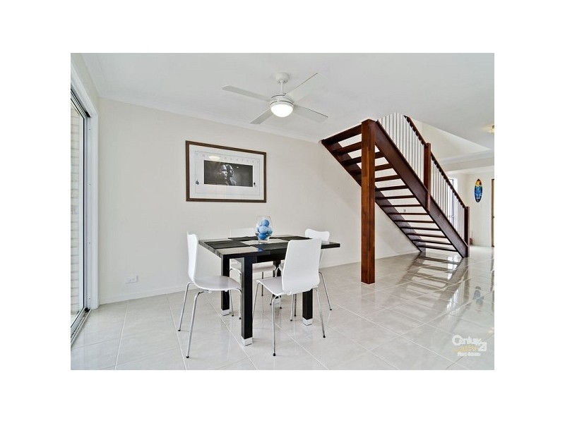 4 Osprey Place, Upper Kedron QLD 4055