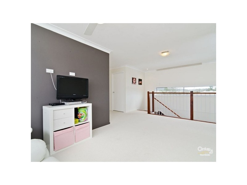 4 Osprey Place, Upper Kedron QLD 4055