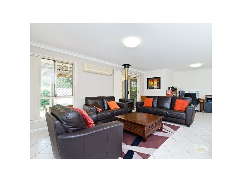 10 Carolyn Place, Ferny Grove QLD 4055