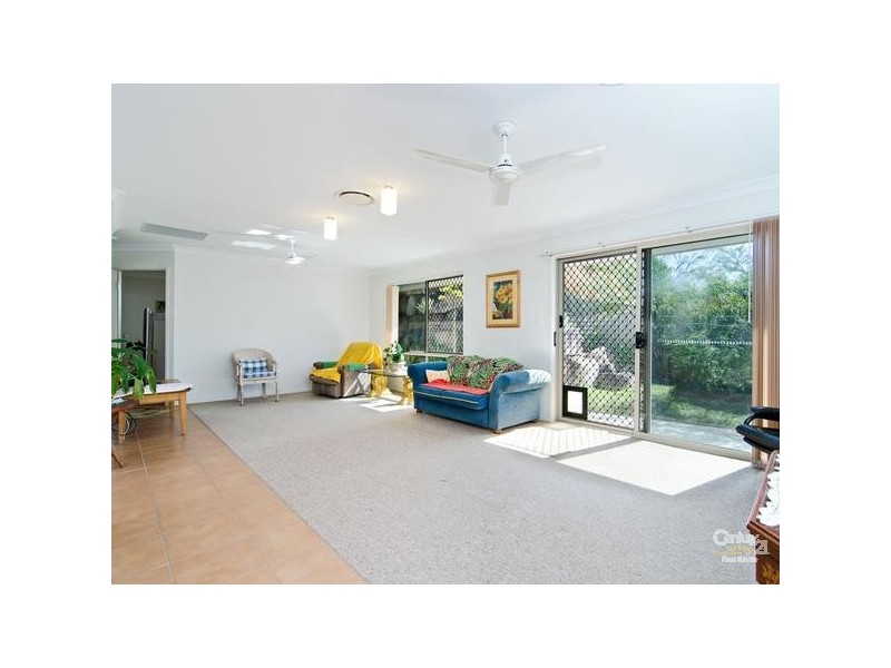 3 Hatia Grove, Ferny Grove QLD 4055