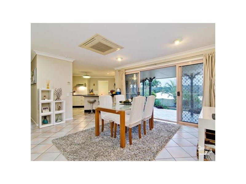 16 Greenfern Pace, Ferny Grove QLD 4055