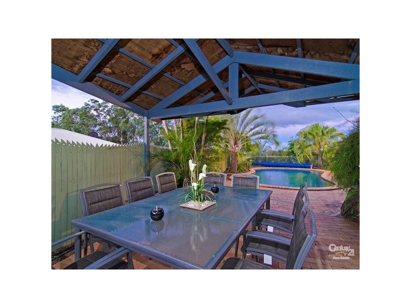 16 Greenfern Pace, Ferny Grove QLD 4055