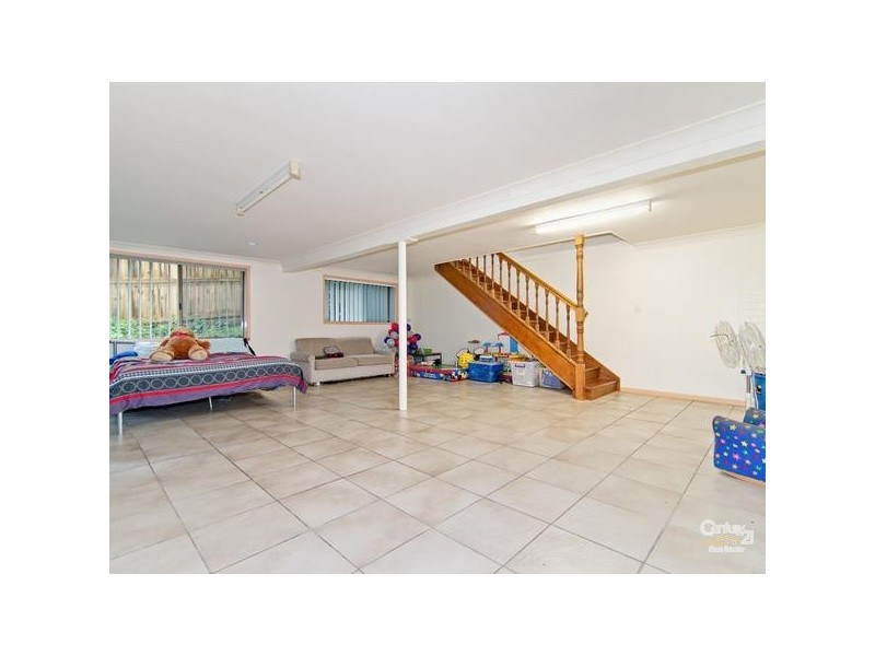 12 Derrima Crescent, Ferny Hills QLD 4055