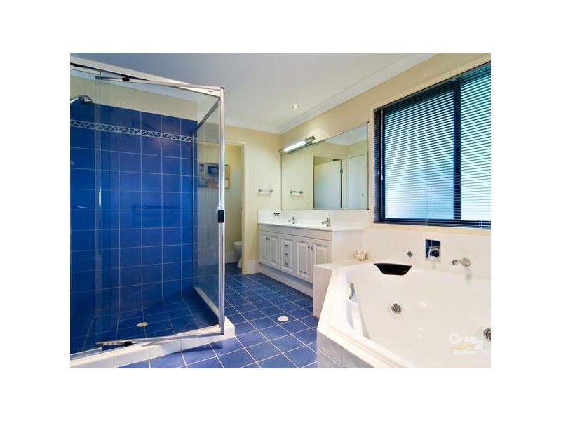 75 Karvella Street, Upper Kedron QLD 4055