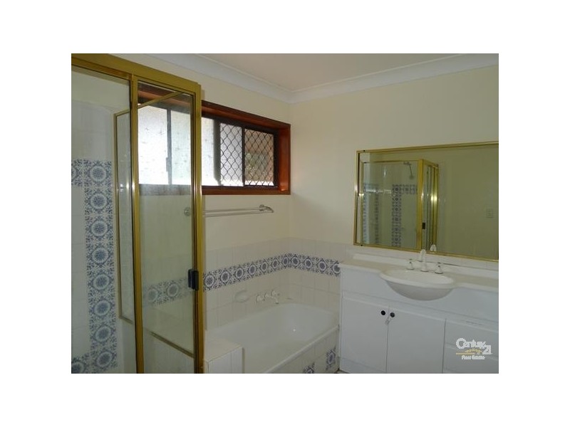 25 Kirikee Street, Ferny Grove QLD 4055