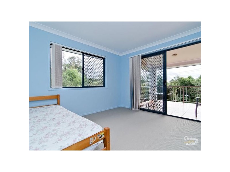 300 Levitt Road, Upper Kedron QLD 4055