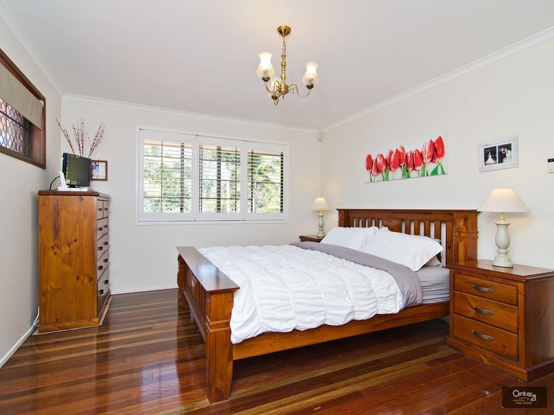 6 Larch Street, Ferny Grove QLD 4055