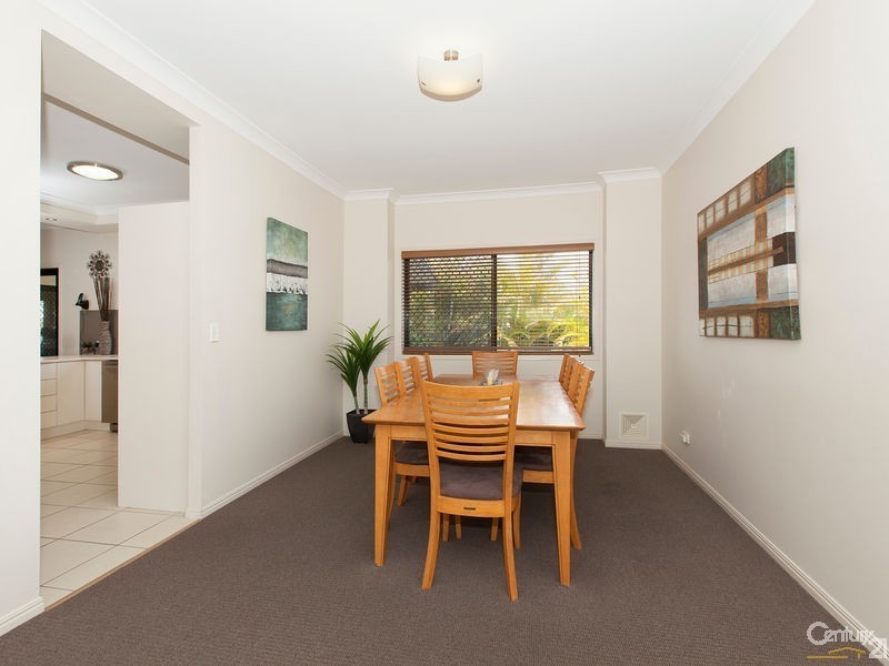 19 Ferndale Place, Upper Kedron QLD 4055