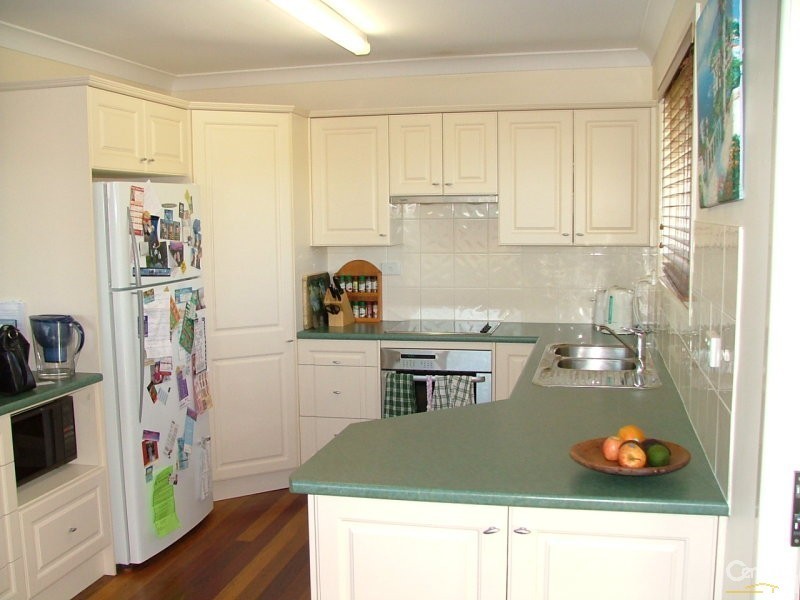 11 Coleraine Street, Ferny Grove QLD 4055