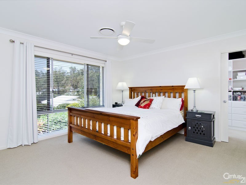 7 Oaklands Place, Upper Kedron QLD 4055
