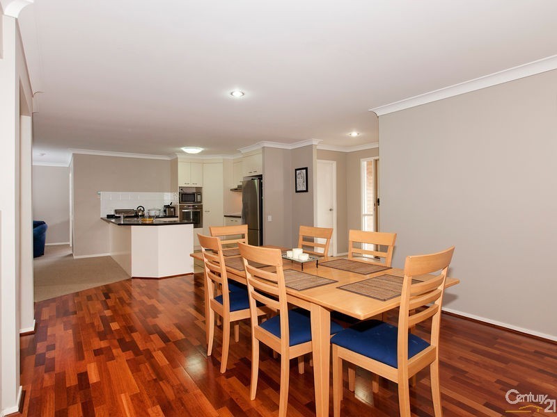 52 Kirralee Crescent, Upper Kedron QLD 4055