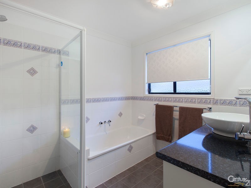 103 Inverness Street, Upper Kedron QLD 4055