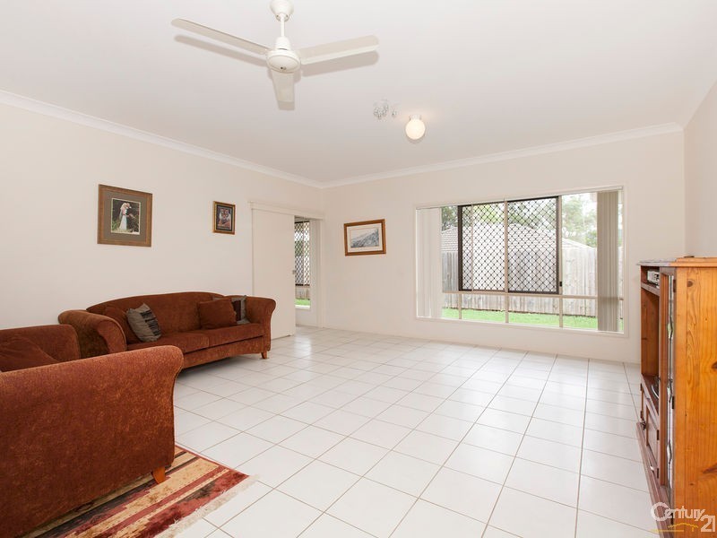 272 Levitt Road, Upper Kedron QLD 4055
