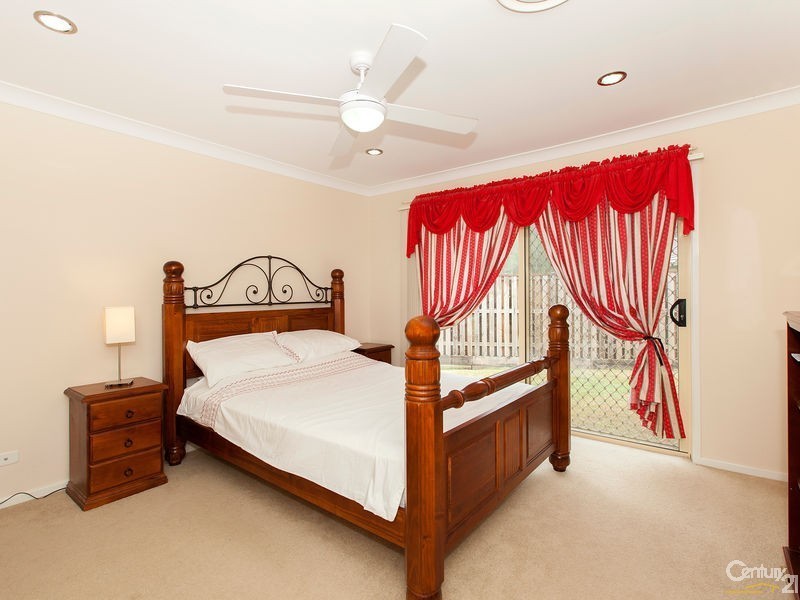 18 Goshawk Street, Upper Kedron QLD 4055