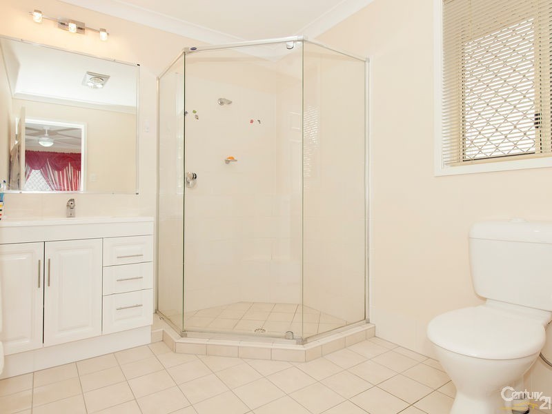 18 Goshawk Street, Upper Kedron QLD 4055