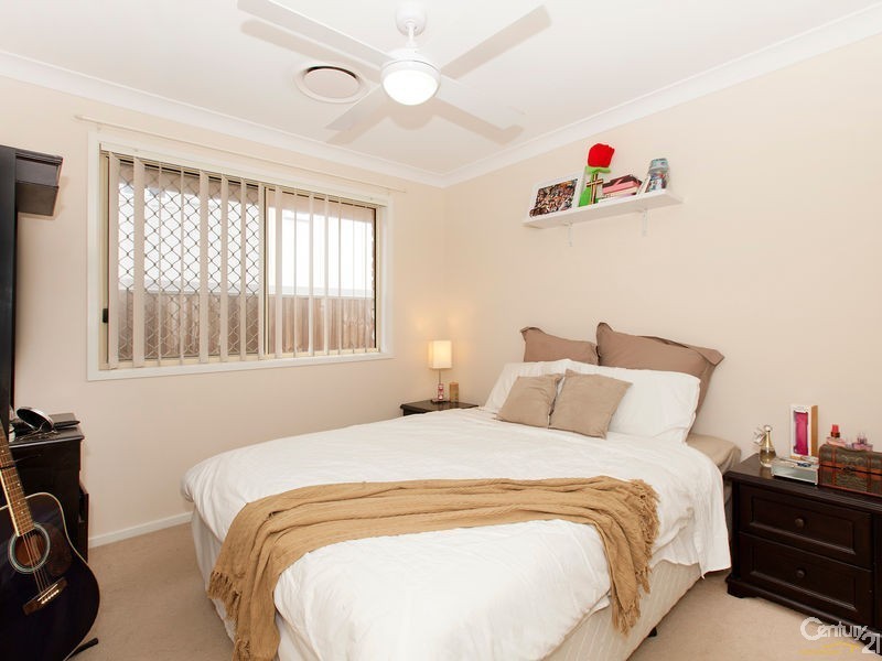 18 Goshawk Street, Upper Kedron QLD 4055