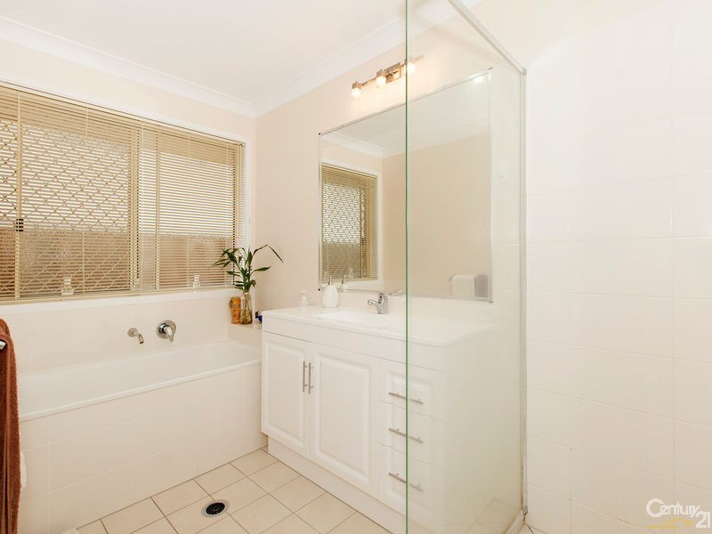 18 Goshawk Street, Upper Kedron QLD 4055