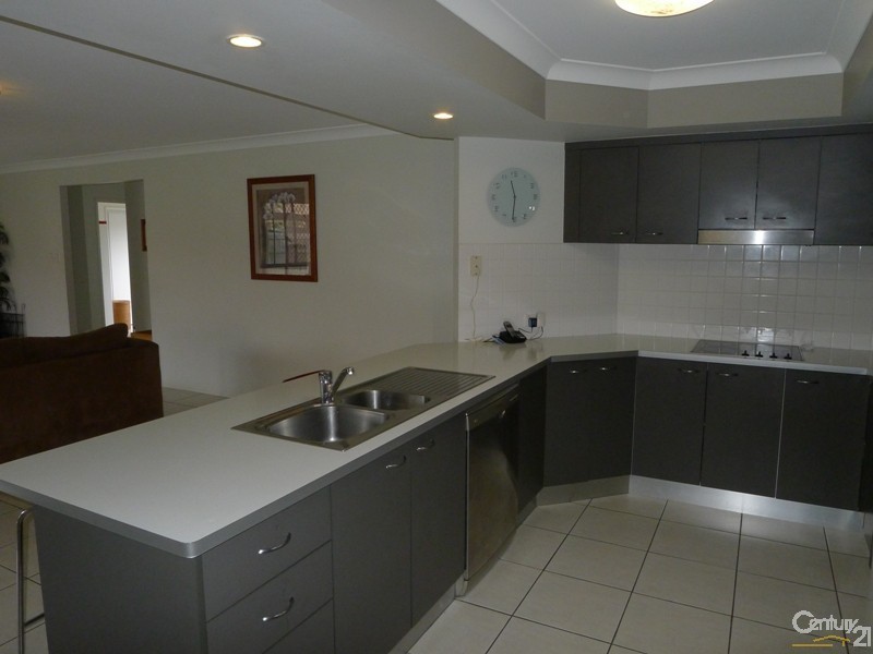 5 Charolais Crescent, Upper Kedron QLD 4055